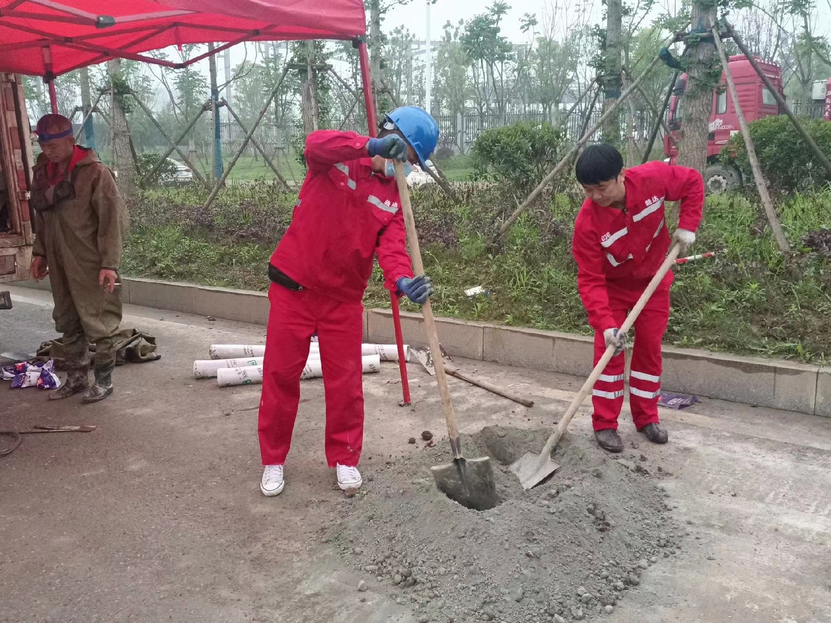 贞丰管道疏通哪家好】及时进行市政管道清淤